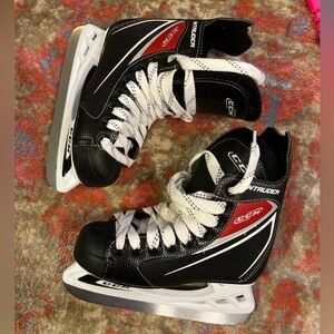 CCM Intruder Ice Hockey Skates size 1